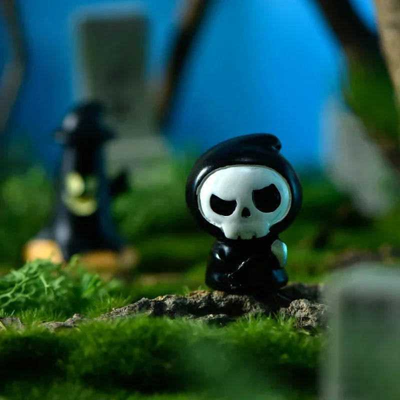 Mini Halloween Figurines