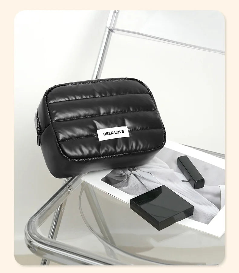 Fashion Large Capacity Makeup Bag Travel Organizer Portable Cosmetic Bag Multifunctional Storage Washbag