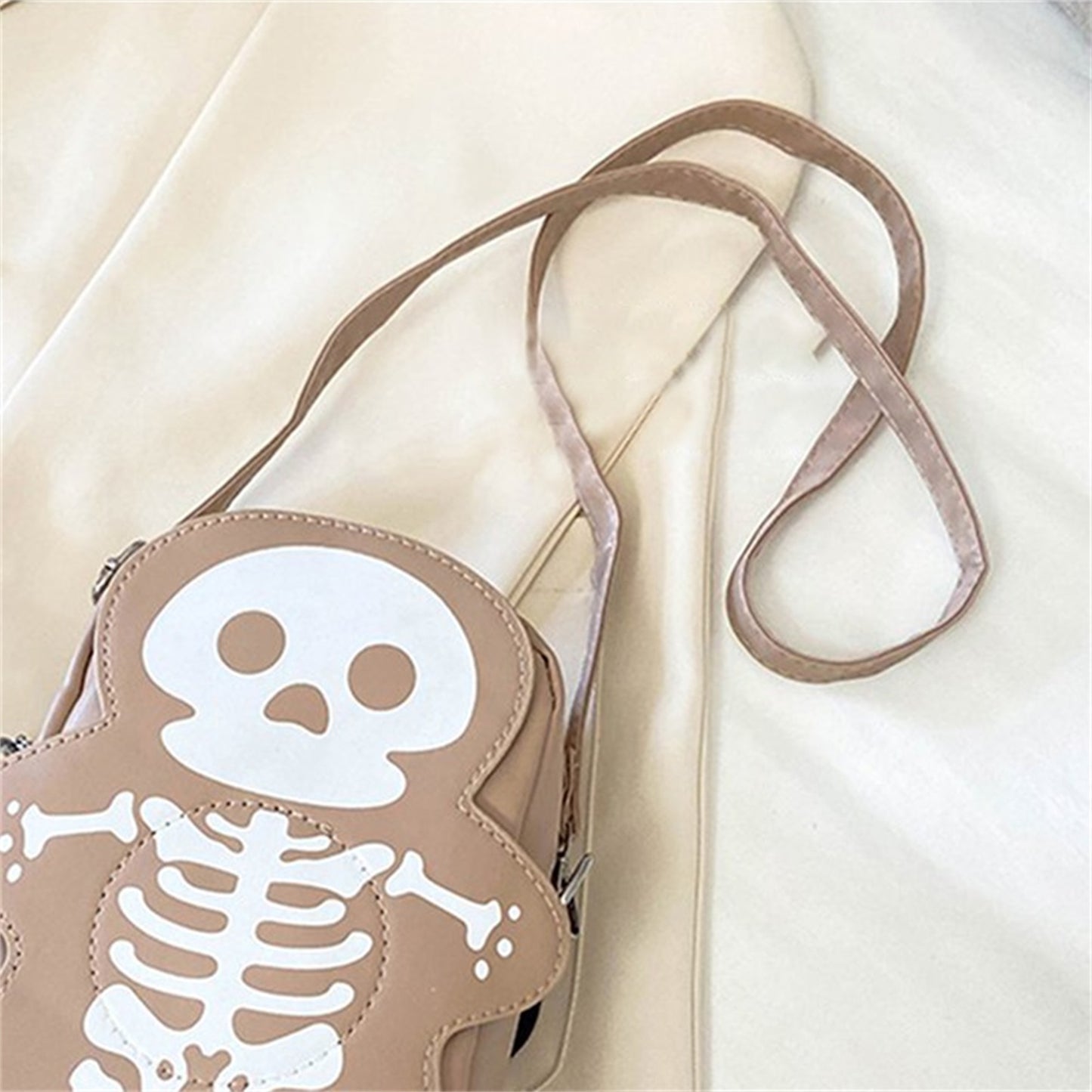 Lightweight Women's Skeleton Print Crossbody Bag - Stylish Synthetic Synthetic Leather Purse with Adjustable Strap, Zipper Closure, and Fun Bone-Shaped Design for Beach, Travel, or Shopping, Travel Purse | Skeleton Print Bag