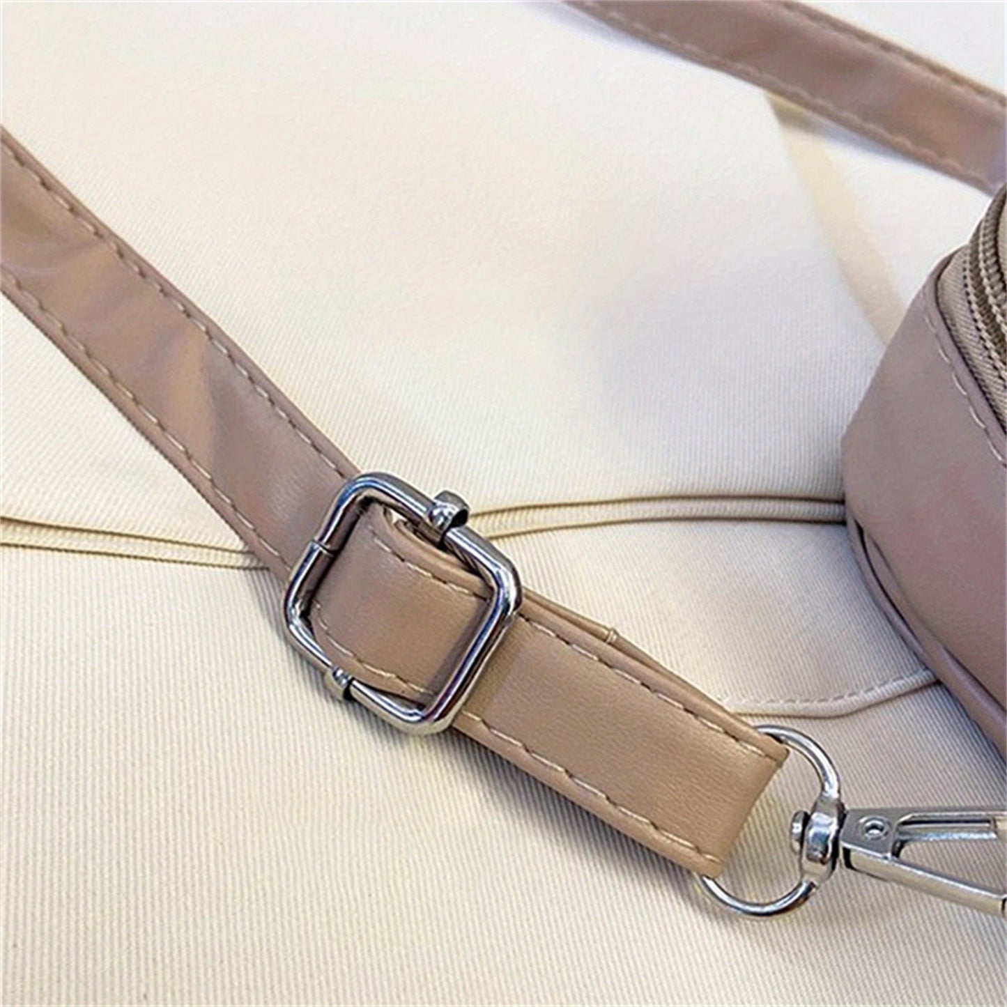 Lightweight Women's Skeleton Print Crossbody Bag - Stylish Synthetic Synthetic Leather Purse with Adjustable Strap, Zipper Closure, and Fun Bone-Shaped Design for Beach, Travel, or Shopping, Travel Purse | Skeleton Print Bag