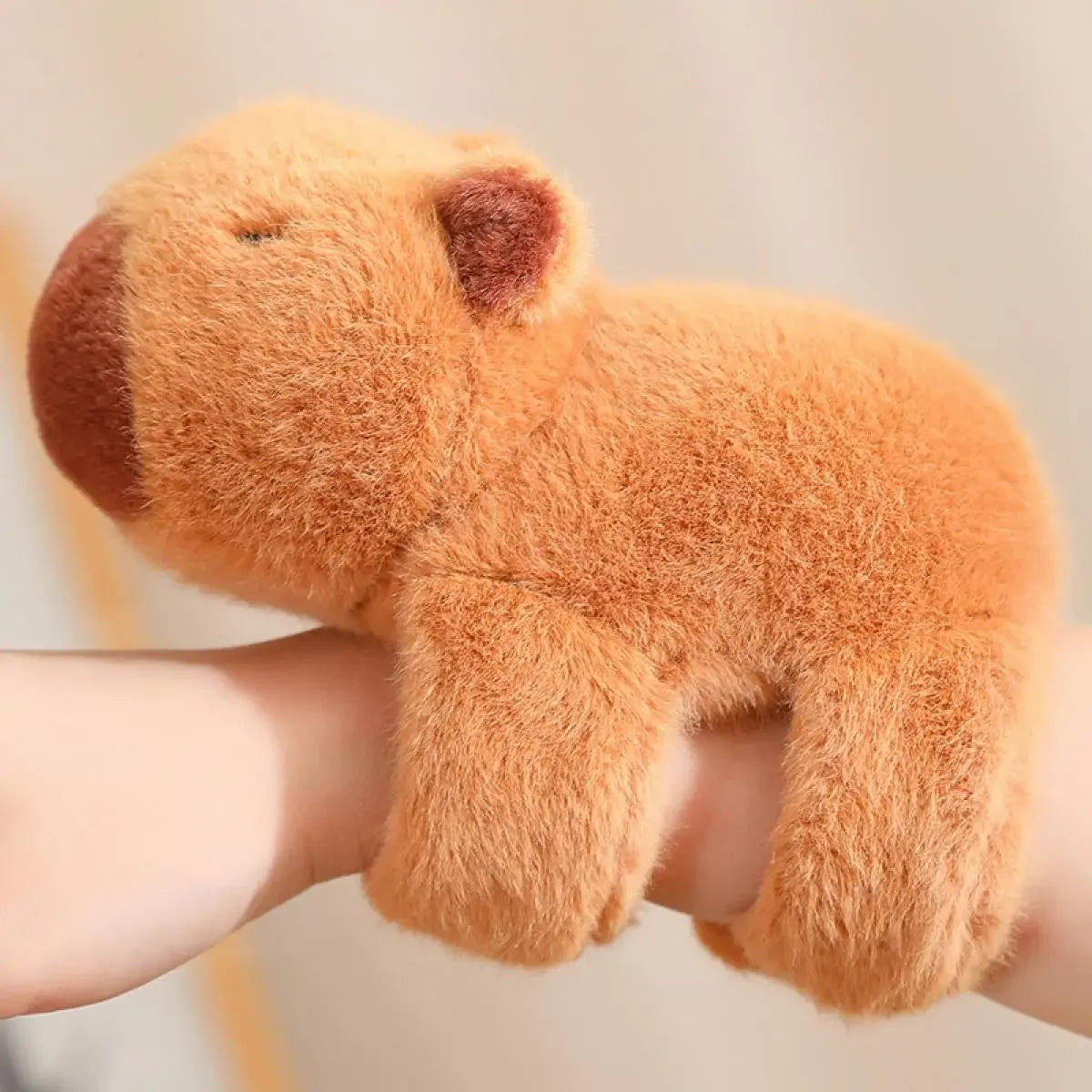 Rytanda capibara Clap Circle Toys Slap Snap Wrap Wristband bracciale Capybara peluche Hand Ring Fun Pop Circles