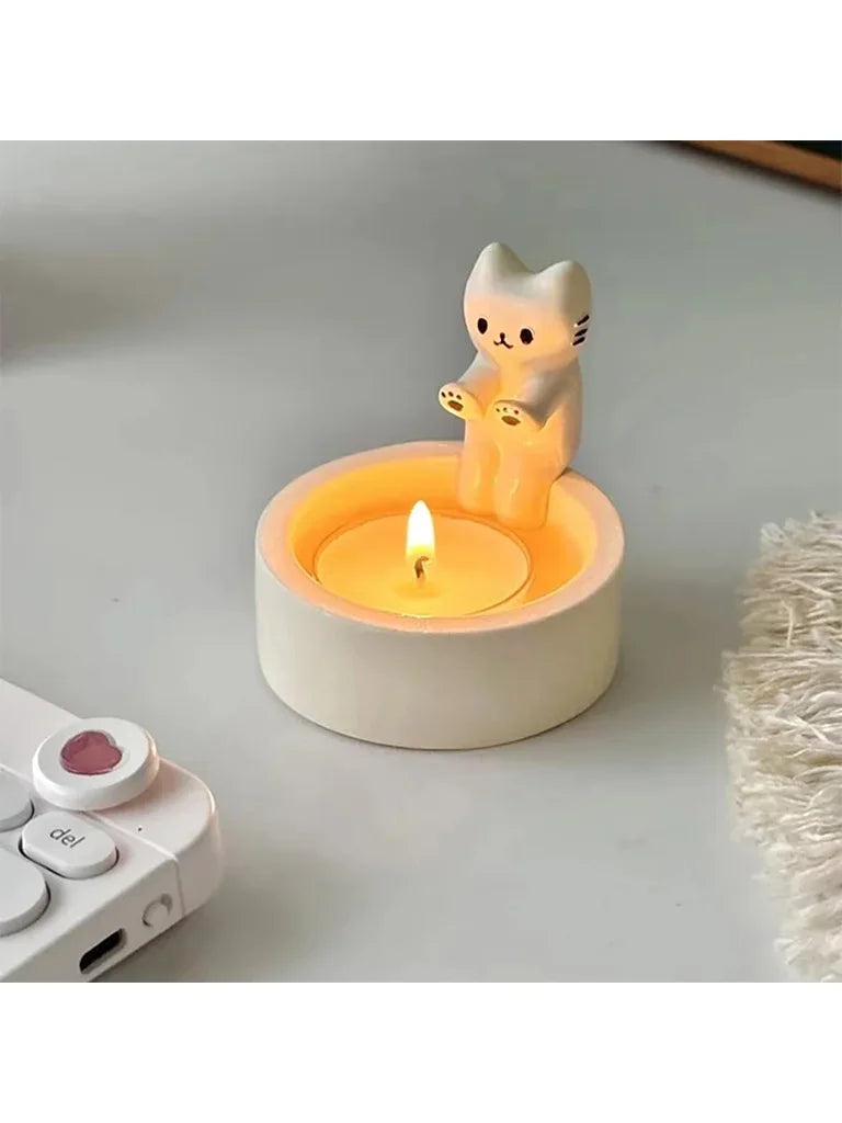 Kitten Candle Holder Cute Cat Candlestick Creative Aromatherapy Candle Holder Durable High Tempe Cartoon Candlestick Decoration