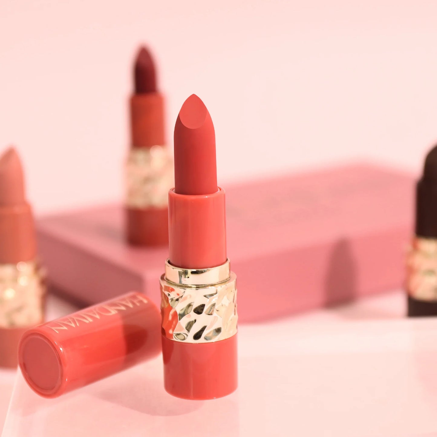 6PCS Velvet Matte Lipstick Set Highly Pigmented Long Lasting Non Drying Silky Smooth Lip Makeup Gift Box For Women