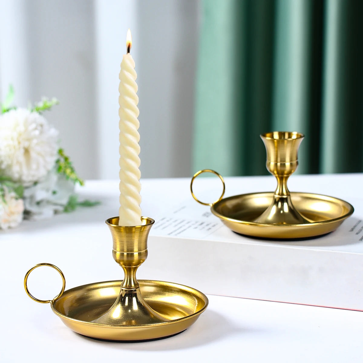 Metal Candle Holder Desktop Candlestick Adornment Candle Holder With Handle Centerpiece Dining Table Wedding Festive Decoration