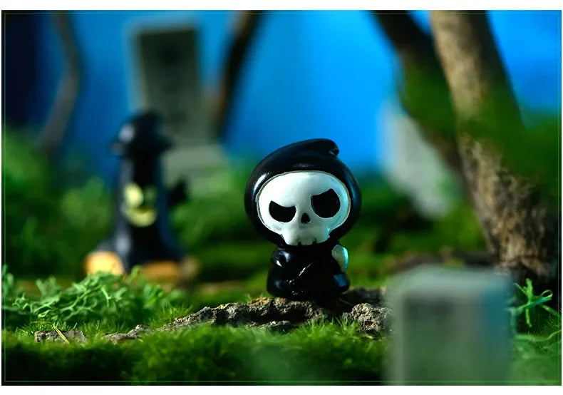 Mini Halloween Figurines